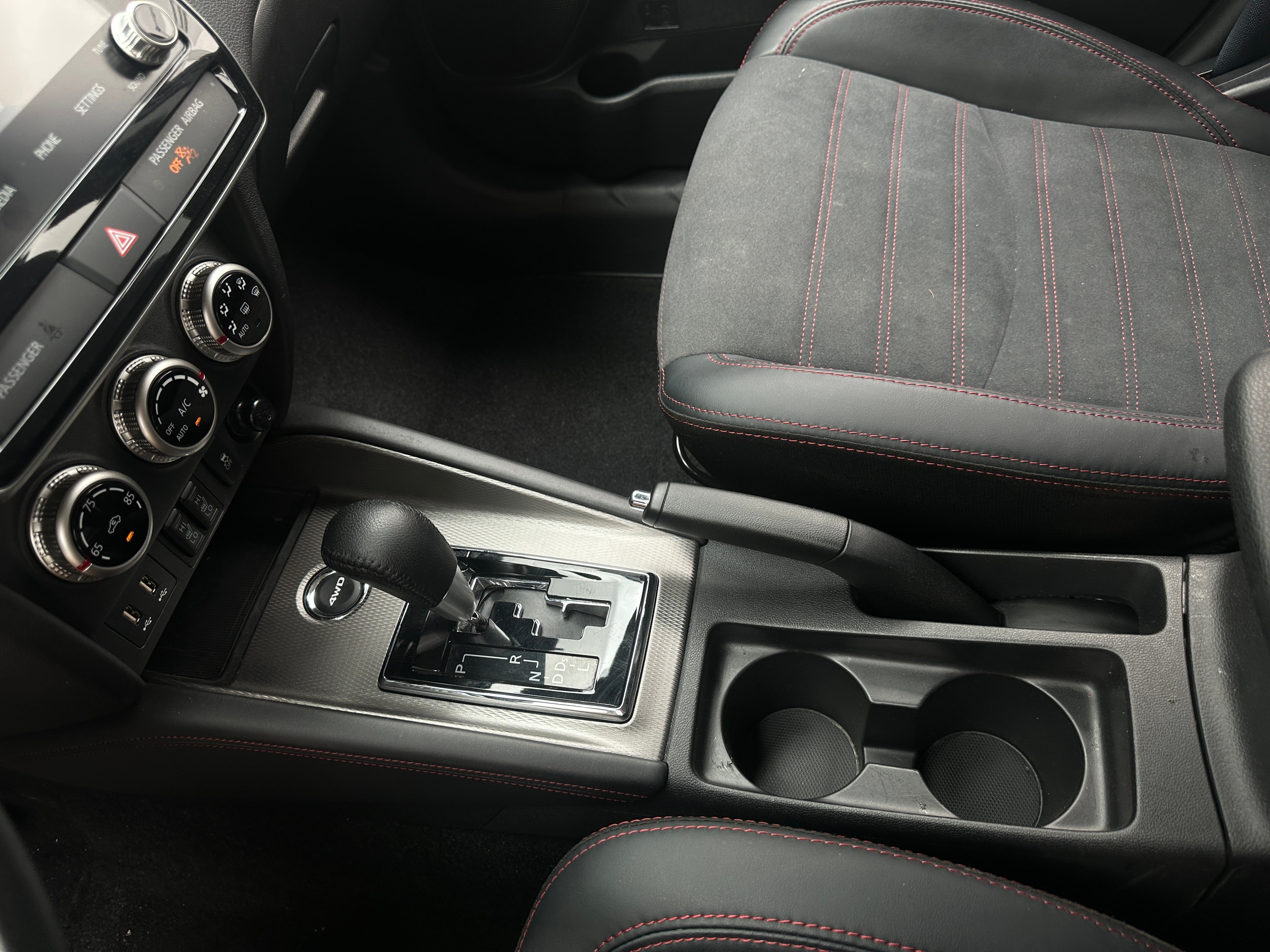 mitsubishi outlander sport 2026 JA4ARUAU3TU002321 image mitsubishi outlander sport 2026 JA4ARUAU3TU002321 image